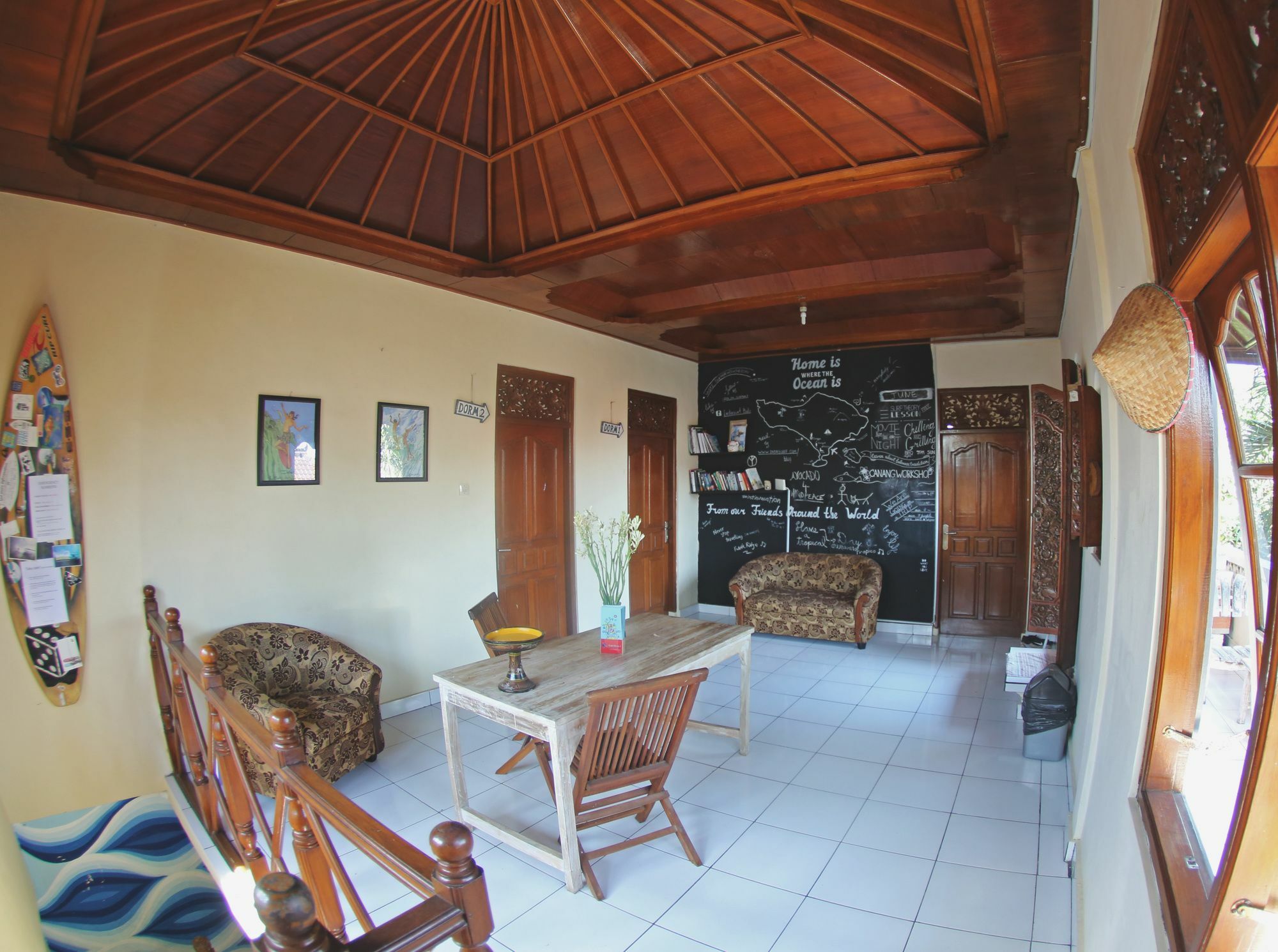 Surfers House Hotel Kuta  Bagian luar foto